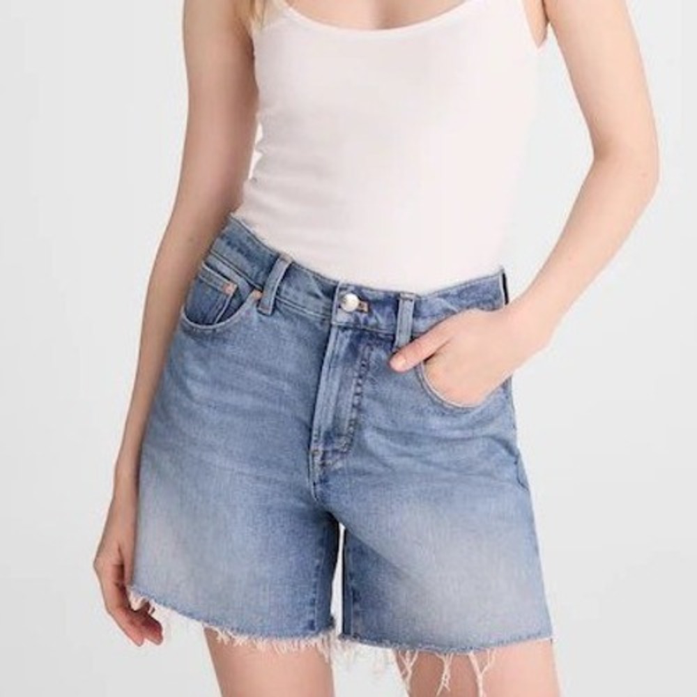 NWT Madewell The Perfect Jean Short Mid-Length Raw Hem Denim W32 Light Wash